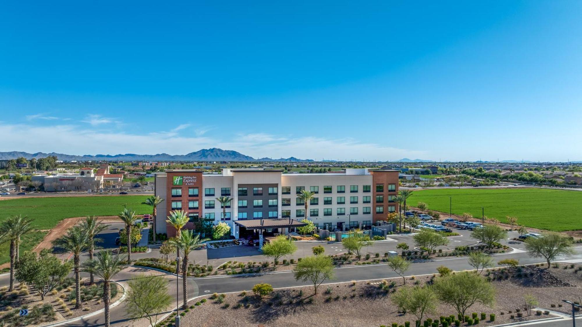 Holiday Inn Express & Suites - Gilbert - Mesa Gateway Airport المظهر الخارجي الصورة