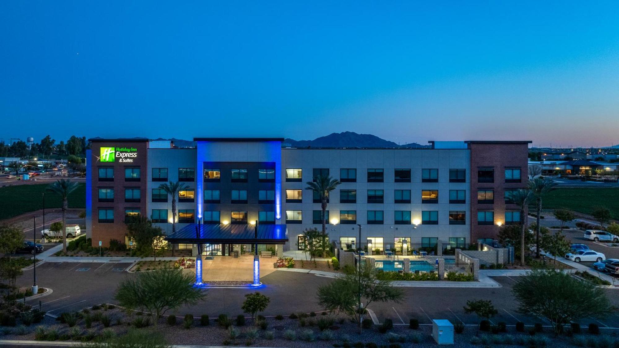 Holiday Inn Express & Suites - Gilbert - Mesa Gateway Airport المظهر الخارجي الصورة