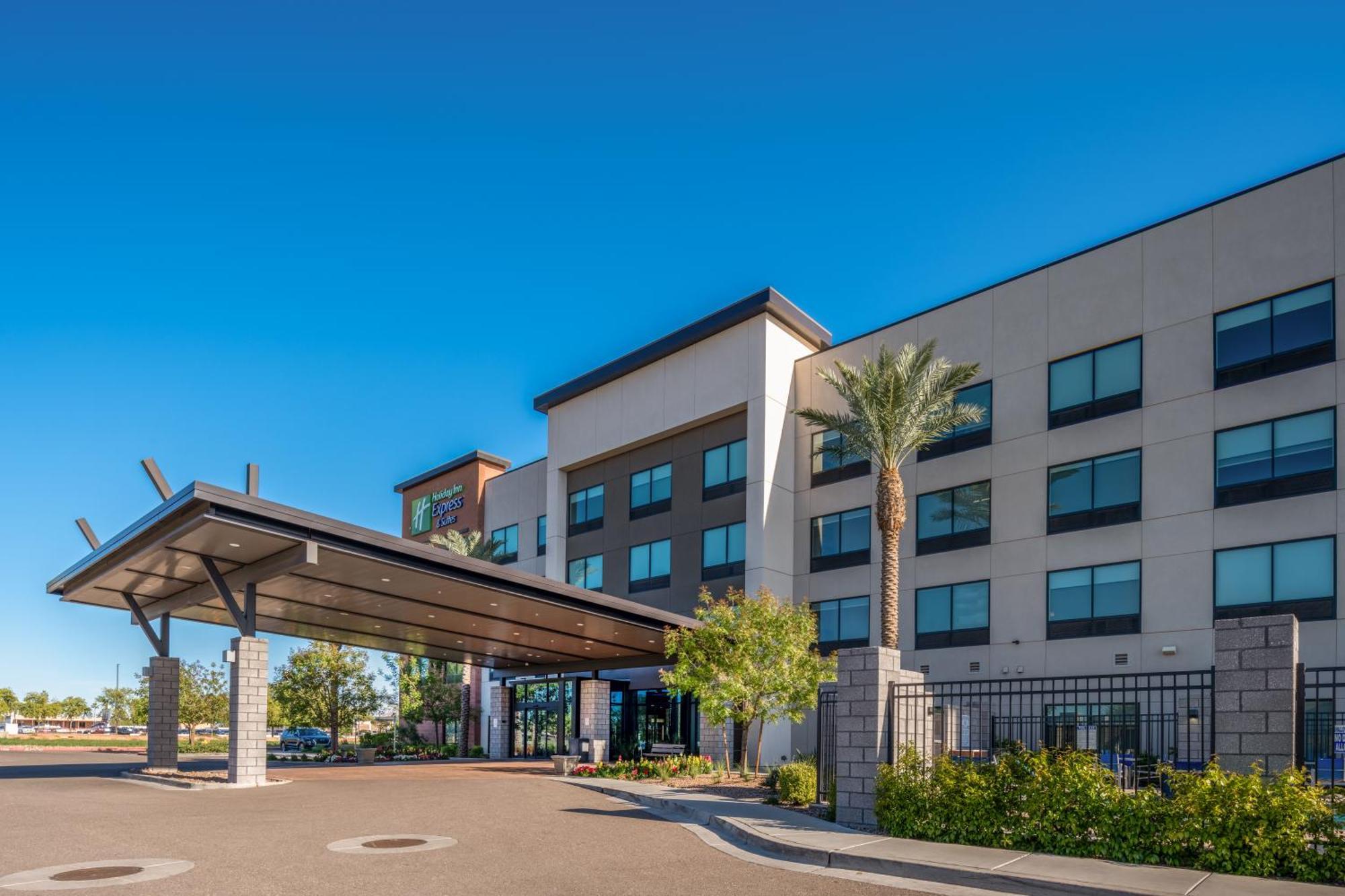 Holiday Inn Express & Suites - Gilbert - Mesa Gateway Airport المظهر الخارجي الصورة