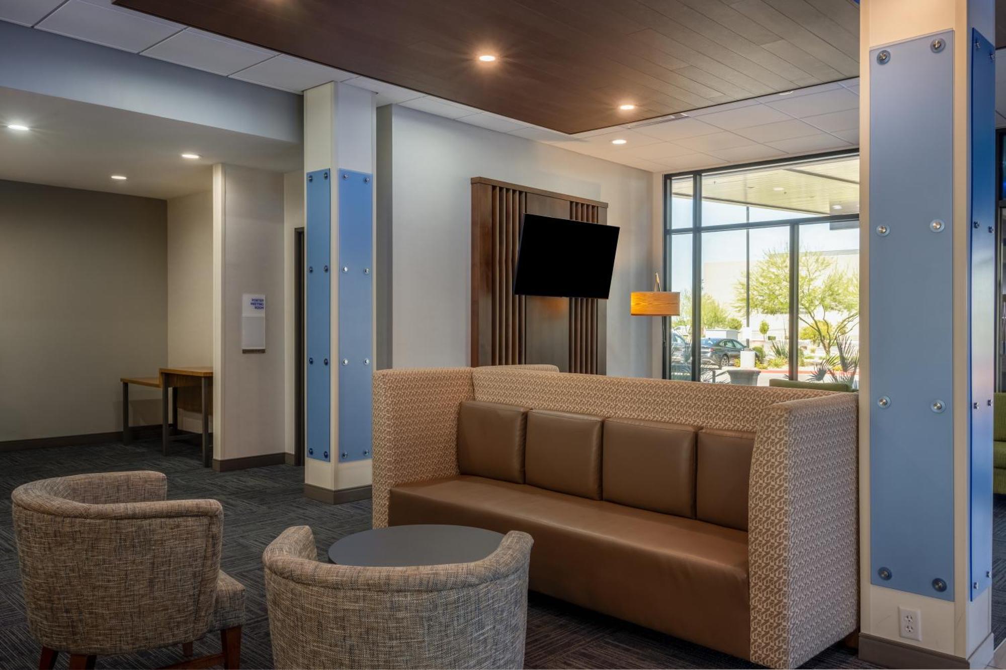 Holiday Inn Express & Suites - Gilbert - Mesa Gateway Airport المظهر الخارجي الصورة